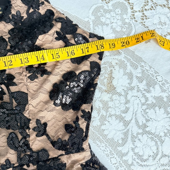 Dress the Population Black Sequin Lace Fit & Flare Midi Dress Size Medium - Picture 15 of 16